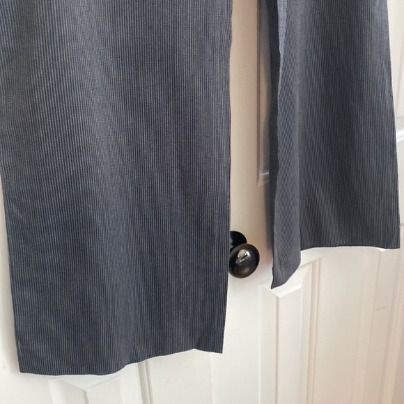 Armani Collezioni Pants - Picture 3 of 6